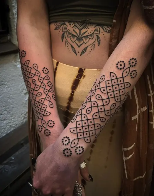 Estilo tribal ornamental